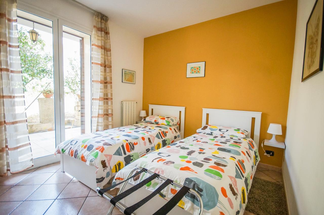 Beb Brusce' Franco E Tina Bed & Breakfast Ragusa Exterior photo