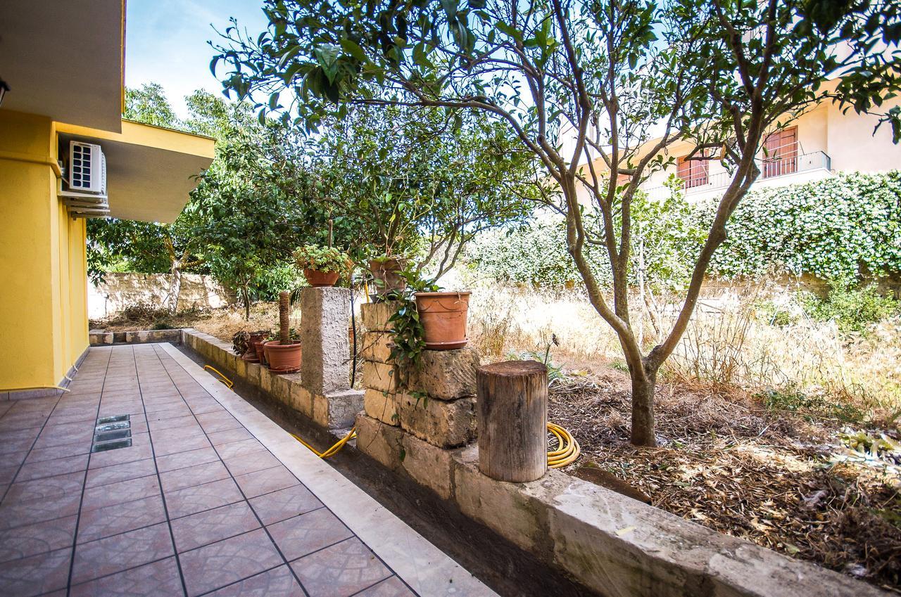 Beb Brusce' Franco E Tina Bed & Breakfast Ragusa Exterior photo